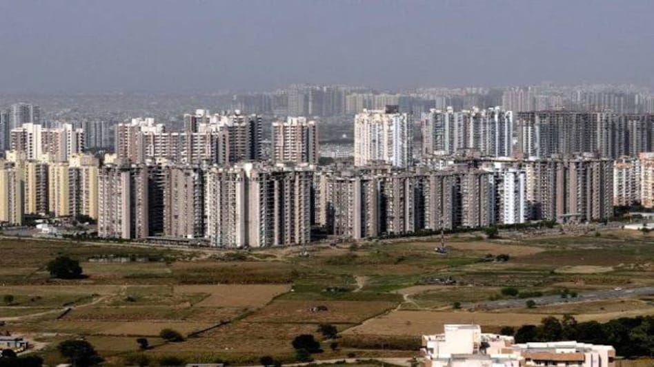 The rich Indians are buying properties in London at discounted prices The rich Indians are buying properties in London at discounted prices