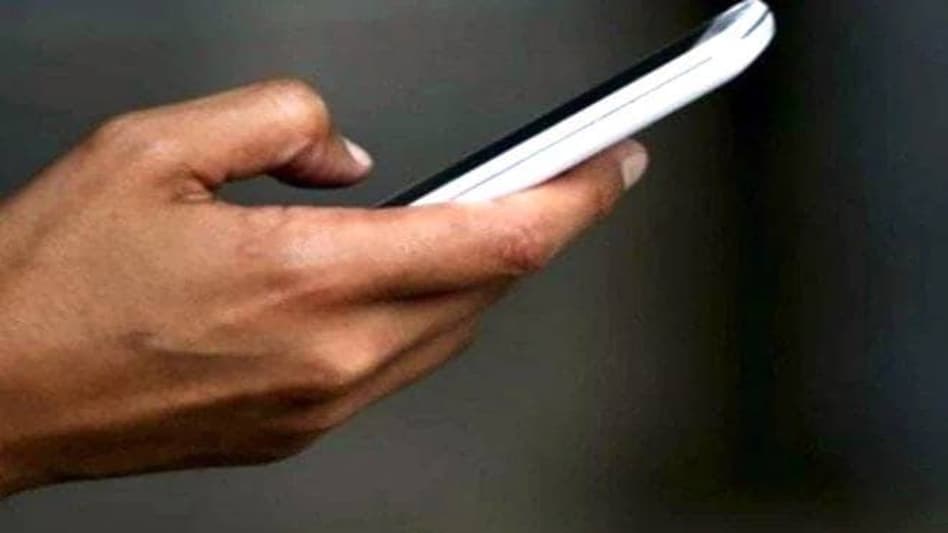 Call ring-time: Now, you have 30 seconds to answer a mobile call, 60 seconds for landline - BusinessToday