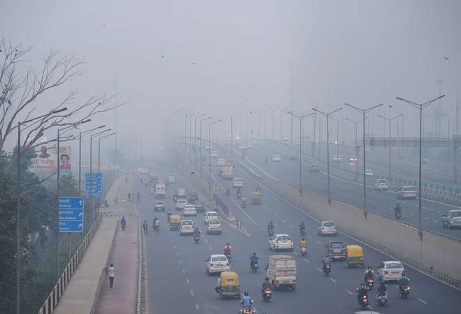 Delhi air pollution: The Meteorological Department, on Wednesday, has forecast a partly cloudy sky with possibility of very light rain or thundershowers in the evening Delhi air pollution: The Meteorological Department, on Wednesday, has forecast a partly cloudy sky with possibility of very light rain or thundershowers in the evening