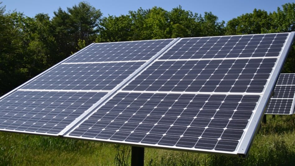 Solar power addition falls 35% in the first half of 2019 Solar power addition falls 35% in the first half of 2019