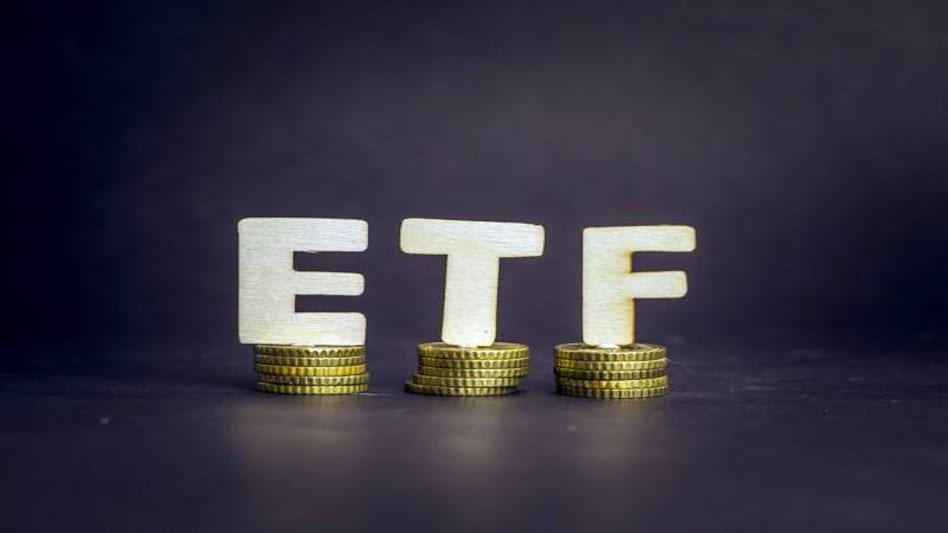 Bharat Bond exchange-traded fund (ETF) is India's first corporate bond ETF with a fixed maturity of three years and 10 years. Bharat Bond exchange-traded fund (ETF) is India's first corporate bond ETF with a fixed maturity of three years and 10 years.