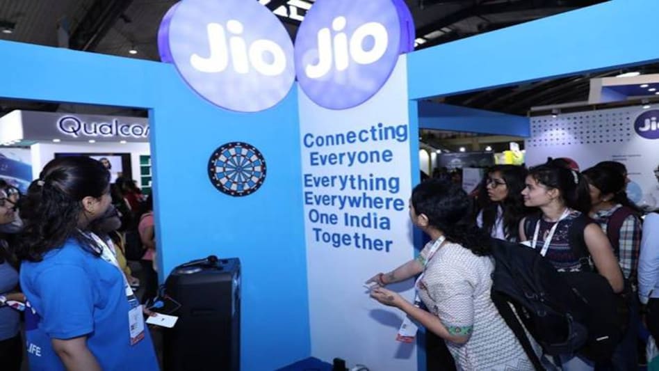 Reliance Jio new recharge plans: The Mukesh Ambani-led Reliance Jio has categorised the new tariff rates into 5 categories Reliance Jio new recharge plans: The Mukesh Ambani-led Reliance Jio has categorised the new tariff rates into 5 categories