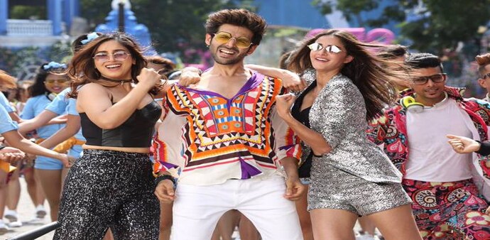 Pati Patni Aur Woh Box Office Prediction: The film would earn between Rs 7 crore to Rs 9 crore on its opening day. Pati Patni Aur Woh Box Office Prediction: The film would earn between Rs 7 crore to Rs 9 crore on its opening day.