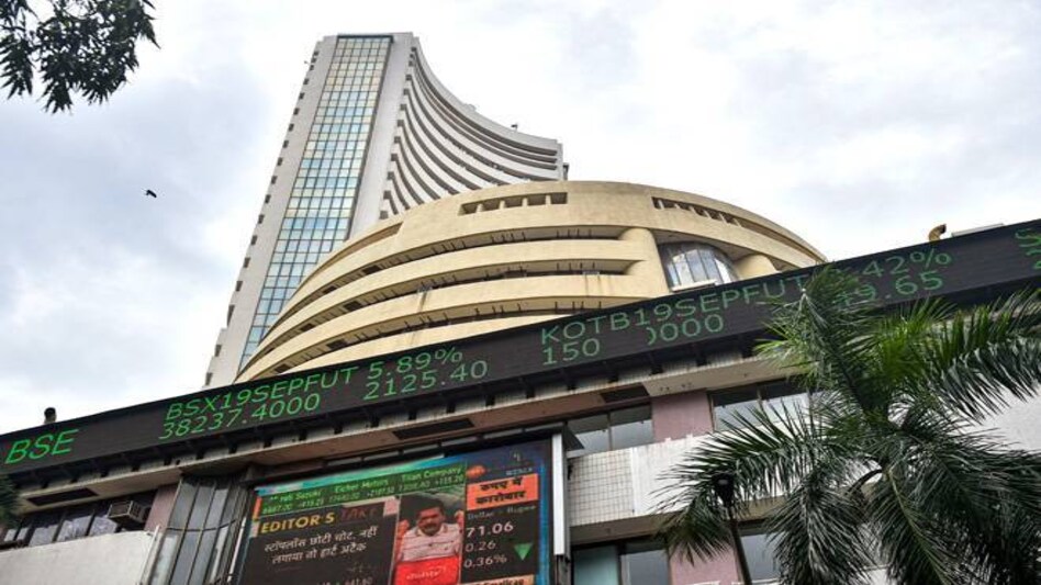 The 30-share BSE index was trading 60.68 points or 0.15 per cent lower at 41,620.86 in early session The 30-share BSE index was trading 60.68 points or 0.15 per cent lower at 41,620.86 in early session