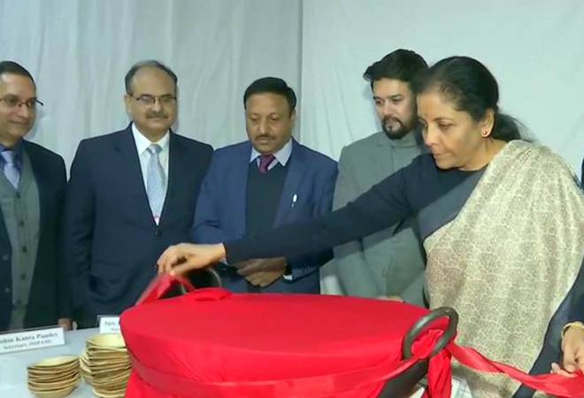 Budget 2020: This tradition of hosting a halwa ceremony is observed a few days before the budget is presented as it marks the official beginning of events Budget 2020: This tradition of hosting a halwa ceremony is observed a few days before the budget is presented as it marks the official beginning of events