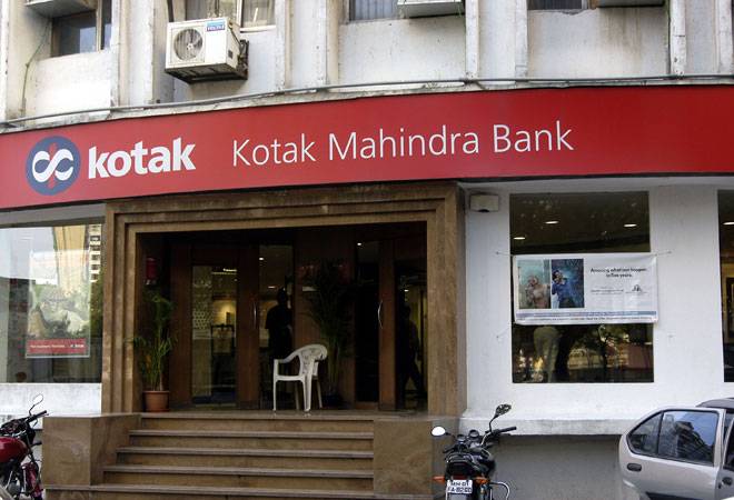 Share price of Kotak Mahindra Bank It closed 4.70% or 79.75 points lower at Rs 1,618.05 on BSE today. 2.41 lakh shares changed hands amounting to turnover of Rs 39.67 crore on BSE. Share price of Kotak Mahindra Bank It closed 4.70% or 79.75 points lower at Rs 1,618.05 on BSE today. 2.41 lakh shares changed hands amounting to turnover of Rs 39.67 crore on BSE.