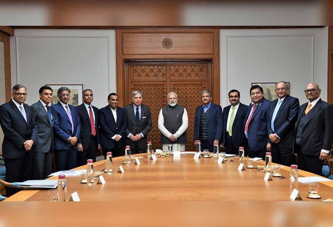 PM Modi with leading business stalwarts PM Modi with leading business stalwarts