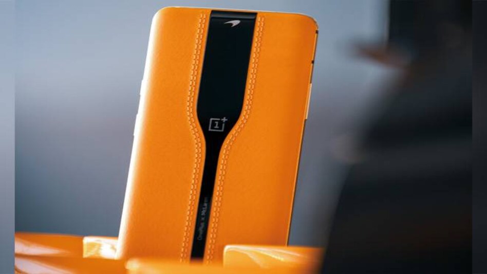 OnePlus says the glass of the Concept One uses organic particles to create changes in transparency OnePlus says the glass of the Concept One uses organic particles to create changes in transparency