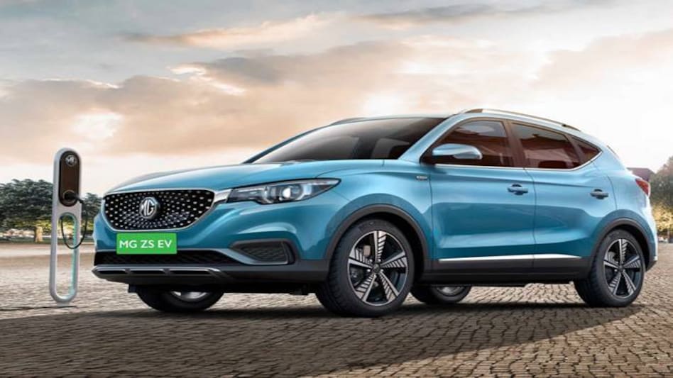 The electric SUV has a 44.5 kWh battery, which as per the company's claims, provides a range of 300 km in one charge The electric SUV has a 44.5 kWh battery, which as per the company's claims, provides a range of 300 km in one charge