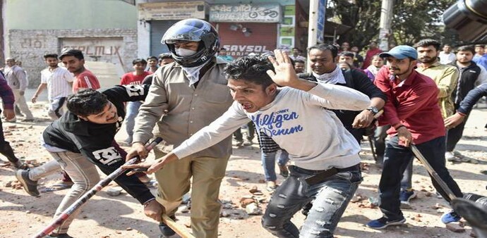 The pace of normal life has been affected in Northeast Delhi due to the ongoing violent clashes over CAA The pace of normal life has been affected in Northeast Delhi due to the ongoing violent clashes over CAA