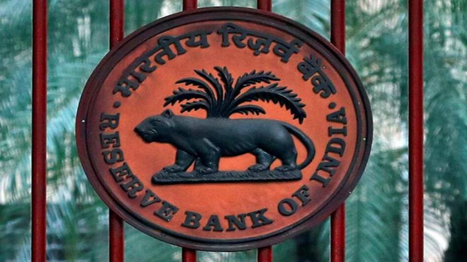 Budget doesn't provide counter-cyclical stimulus; RBI need to do heavy lifting to boost growth: HDFC Bank Budget doesn't provide counter-cyclical stimulus; RBI need to do heavy lifting to boost growth: HDFC Bank