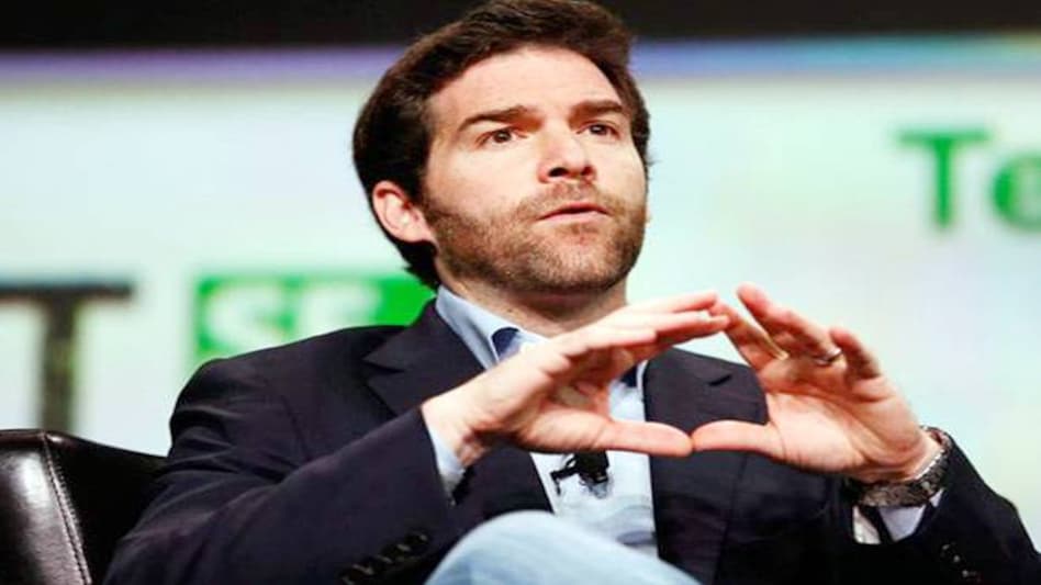 While, LinkedIn's CEO Jeff Weiner took charge of LinkedIn in 2008, Ryan Roslansky joined the company later that year While, LinkedIn's CEO Jeff Weiner took charge of LinkedIn in 2008, Ryan Roslansky joined the company later that year