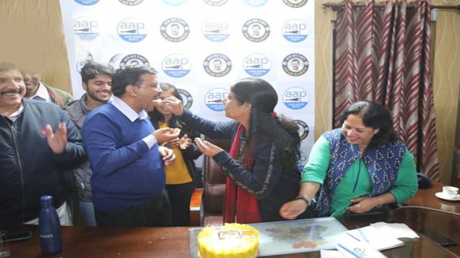 Arvind Kejriwal's wife celebrates birthday at AAP headquarters as party heads for big win in Delhi Arvind Kejriwal's wife celebrates birthday at AAP headquarters as party heads for big win in Delhi
