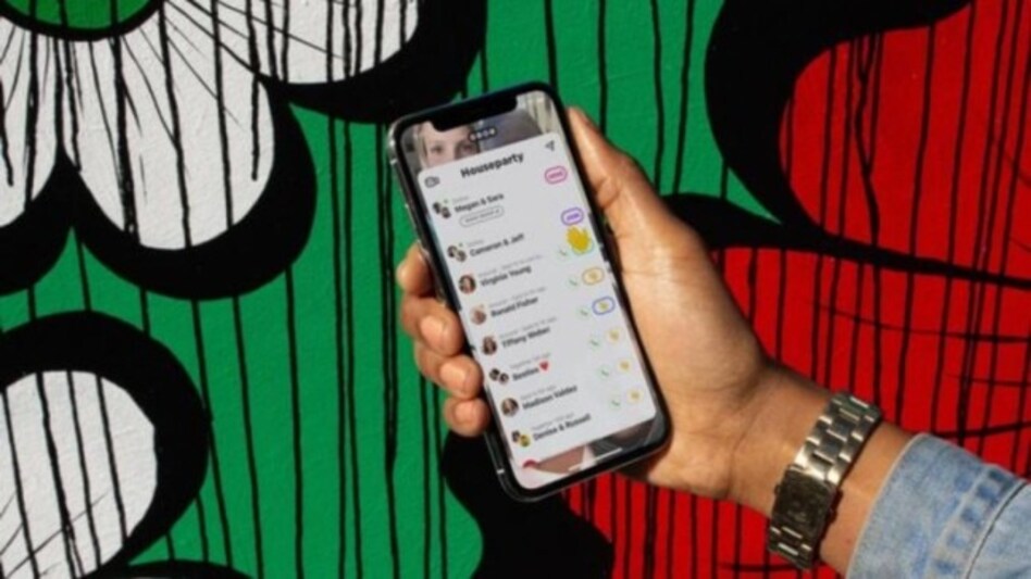 Houseparty hacked? Company denies charge, issues $1 million reward to counter 'smear campaign' Houseparty hacked? Company denies charge, issues $1 million reward to counter 'smear campaign'
