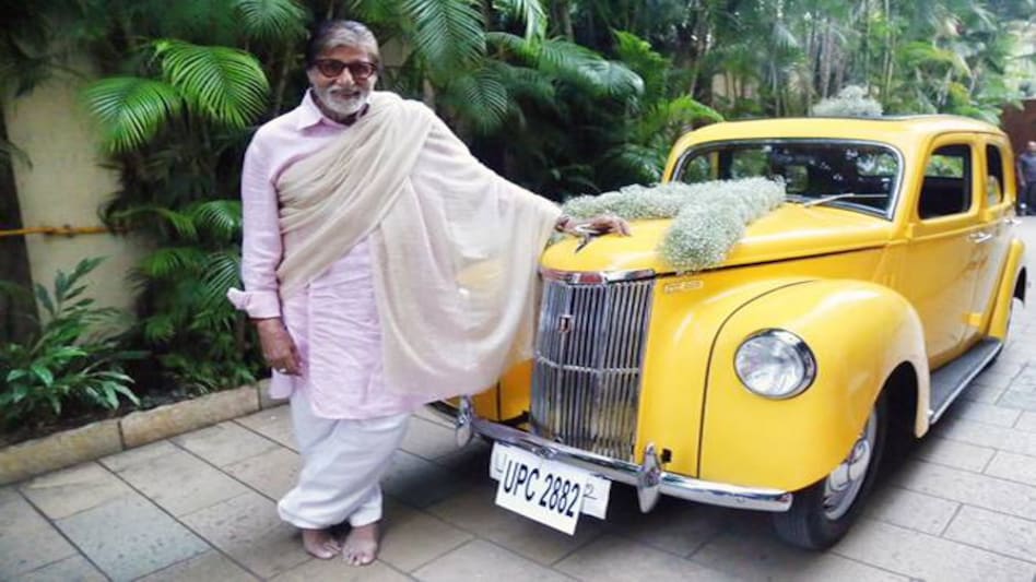 Big B with a vintage Ford Perfect Big B with a vintage Ford Perfect