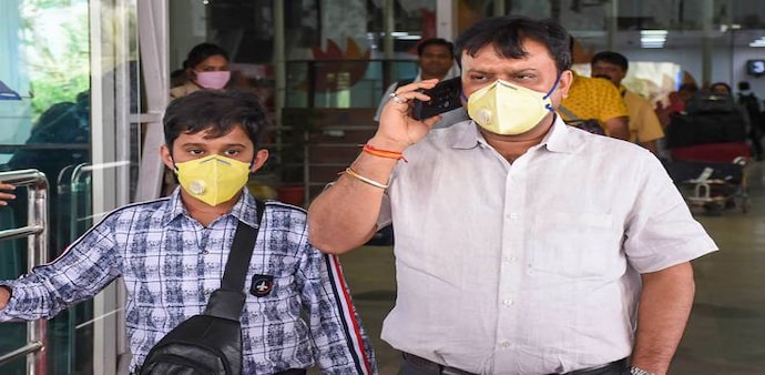 Prices of materials used in making 3-ply masks have gone up from Rs 250 per kg to Rs 3000 per kg Prices of materials used in making 3-ply masks have gone up from Rs 250 per kg to Rs 3000 per kg
