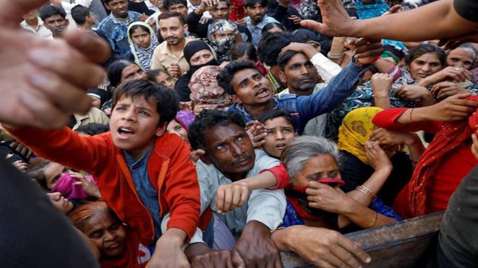 Hundreds of displaced people are taking shelter on the floors of private homes Hundreds of displaced people are taking shelter on the floors of private homes