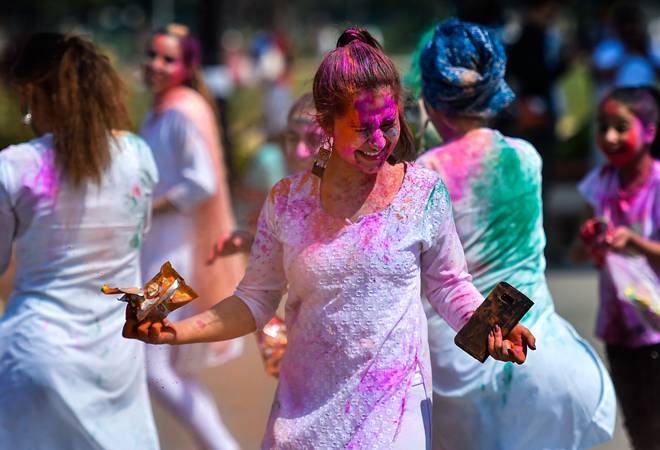 Post-Holi tips and precautions Post-Holi tips and precautions
