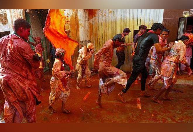 This year Holi is on March 10 This year Holi is on March 10