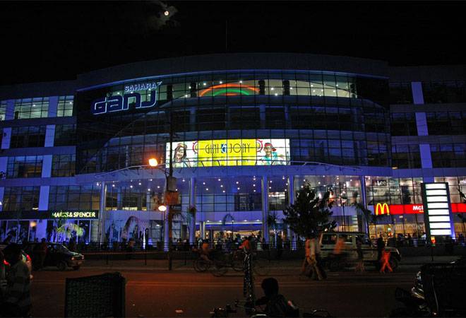 All restaurants, hotels, sweet shops, food stalls, cafe, and other eateries will remain closed in Lucknow till 31st March All restaurants, hotels, sweet shops, food stalls, cafe, and other eateries will remain closed in Lucknow till 31st March