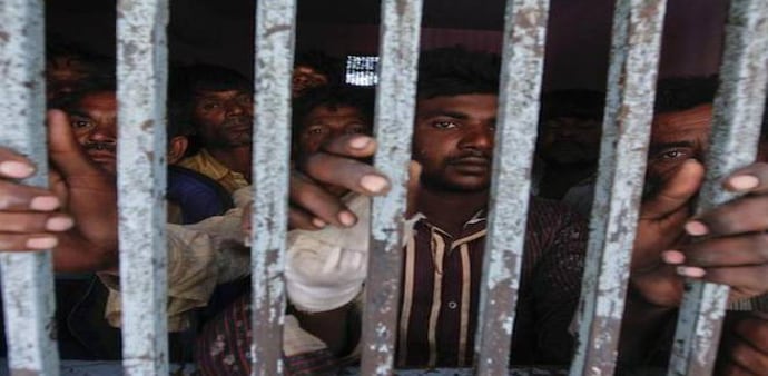 60 jails in Maharashtra have population of inmates nearly 50 percent higher than the actual capacity 60 jails in Maharashtra have population of inmates nearly 50 percent higher than the actual capacity