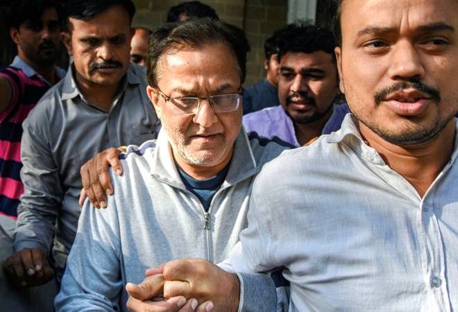 Yes Bank crisis: Rana Kapoor's daughter was stopped from leaving the country Yes Bank crisis: Rana Kapoor's daughter was stopped from leaving the country