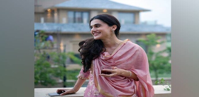 Thappad Box office collection: With Thappad, Taapsee has reunited with Anubhav Sinha. The duo has worked together in Mulk (2018) Thappad Box office collection: With Thappad, Taapsee has reunited with Anubhav Sinha. The duo has worked together in Mulk (2018)