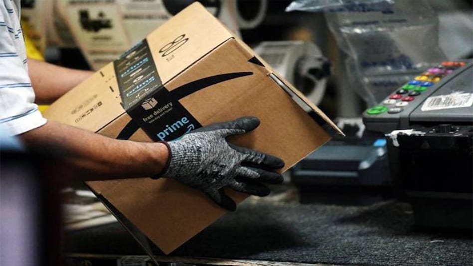 Coronavirus news: Flipkart, Amazon face manpower challenges Coronavirus news: Flipkart, Amazon face manpower challenges