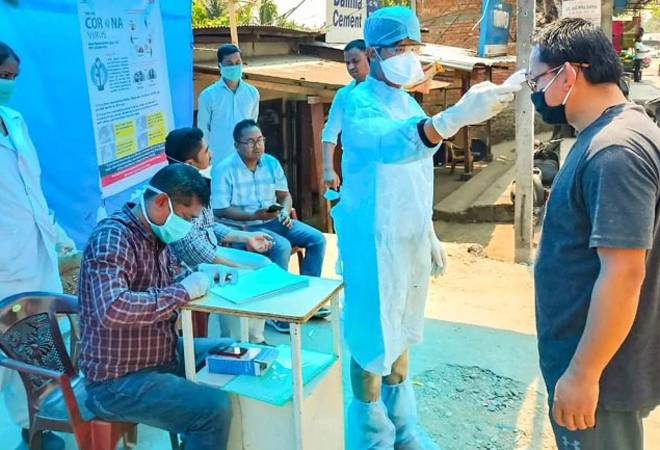 Coronavirus: India struggles to increase testing, fears domestic transmission