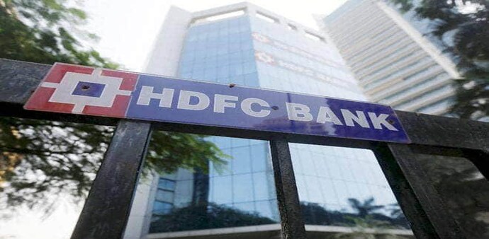 HDFC Bank stock price trades higher than 5-day moving averages but lower than 20, 50, 100 and 200-day moving averages HDFC Bank stock price trades higher than 5-day moving averages but lower than 20, 50, 100 and 200-day moving averages