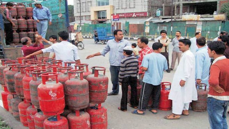 Under the Pradhan Mantri Garib kalyan package, over 8 crore PMUY beneficiaries are eligible to get three free cylinders over the next 3 months Under the Pradhan Mantri Garib kalyan package, over 8 crore PMUY beneficiaries are eligible to get three free cylinders over the next 3 months