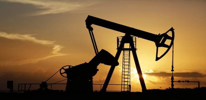 Lockdown Impact: Indian fuel consumption drop 60% in April Lockdown Impact: Indian fuel consumption drop 60% in April