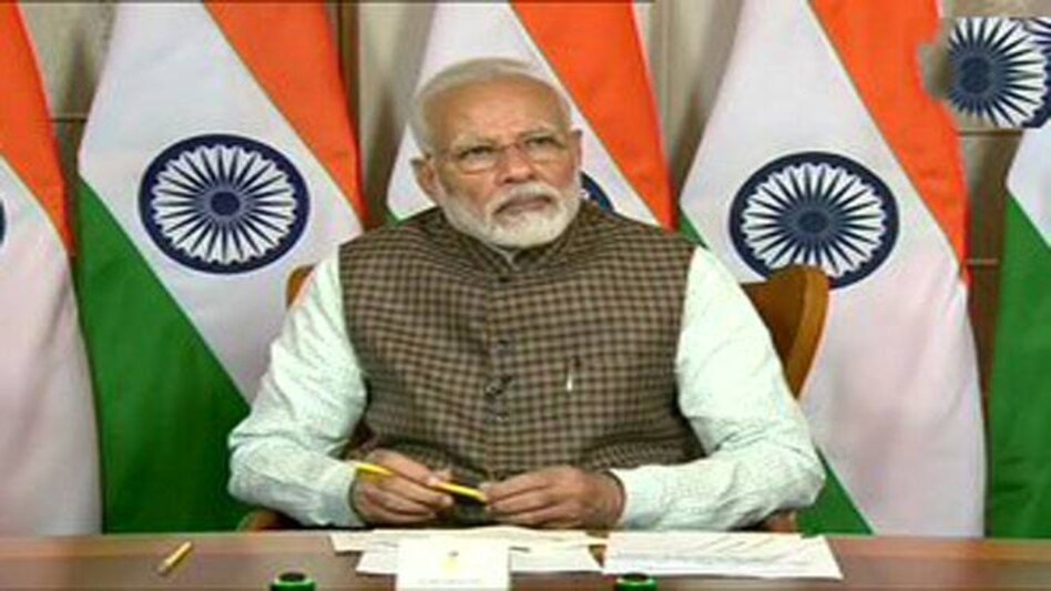Prime Minister Narendra Modi appealed for a 9-minute blackout at 9 pm on Sunday Prime Minister Narendra Modi appealed for a 9-minute blackout at 9 pm on Sunday