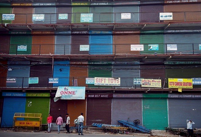 Coronavirus impact: Retailers fear job losses as revenues fall 30-35% Coronavirus impact: Retailers fear job losses as revenues fall 30-35%