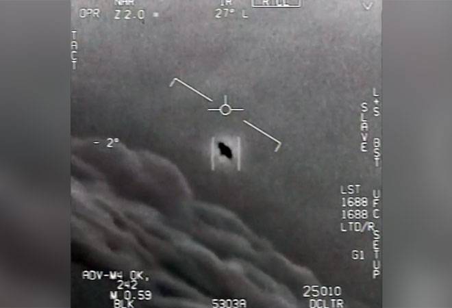 A snapshot of one of the footages the Pentagon released A snapshot of one of the footages the Pentagon released