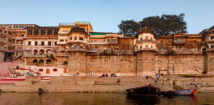 An empty ghat in Varanasi An empty ghat in Varanasi