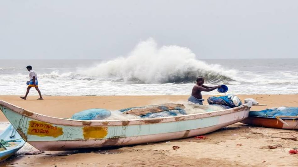 Track Super Cyclone Amphan in Odisha, West Bengal Track Super Cyclone Amphan in Odisha, West Bengal