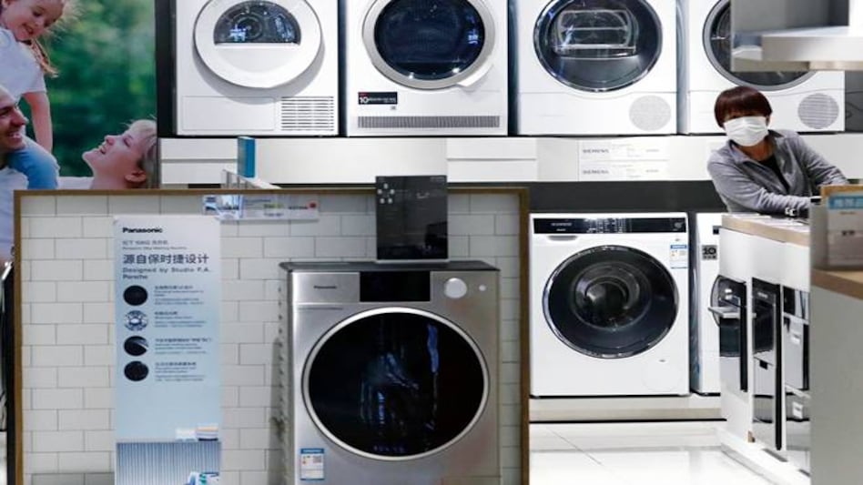 Appliance, garment manufacturers, restaurants to be worst-impacted in FY21: CRISIL Appliance, garment manufacturers, restaurants to be worst-impacted in FY21: CRISIL