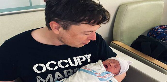 Tesla CEO Elon Musk and his girlfriend Grimes has named their son X AE A-12Musk. Tesla CEO Elon Musk and his girlfriend Grimes has named their son X AE A-12Musk.