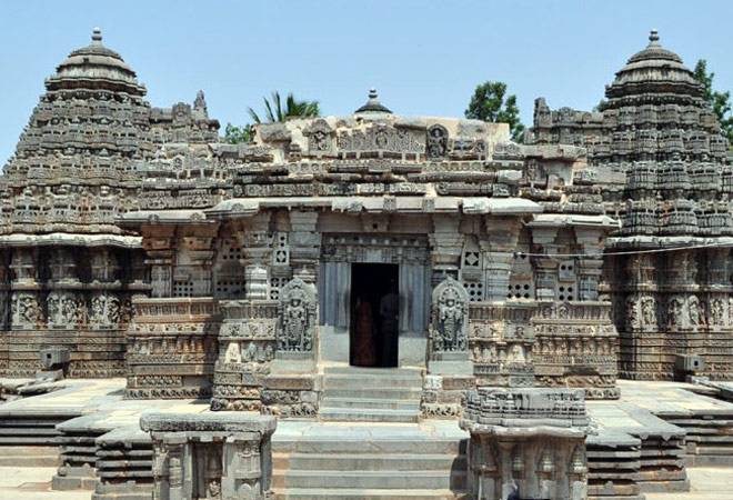 Karnataka to open temples, mosques for devotees from June 1; online seva begins from today