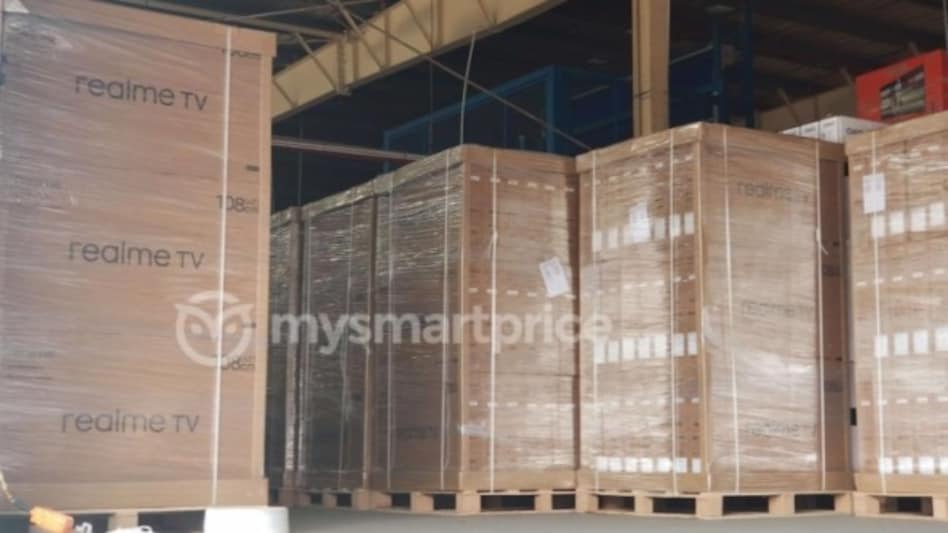 Realme TV retail packaging leaked in photos, Netflix app expected out of box Realme TV retail packaging leaked in photos, Netflix app expected out of box