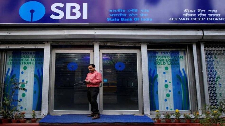 Coronavirus lockdown 3.0: SBI employee in Kolkata positive Coronavirus lockdown 3.0: SBI employee in Kolkata positive