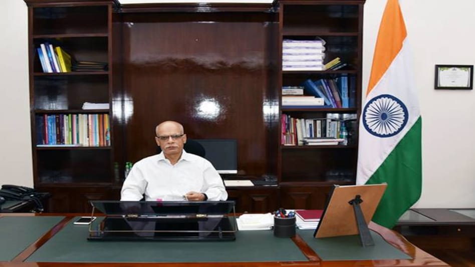 Tarun Bajaj, Economic Affairs Secretary Tarun Bajaj, Economic Affairs Secretary