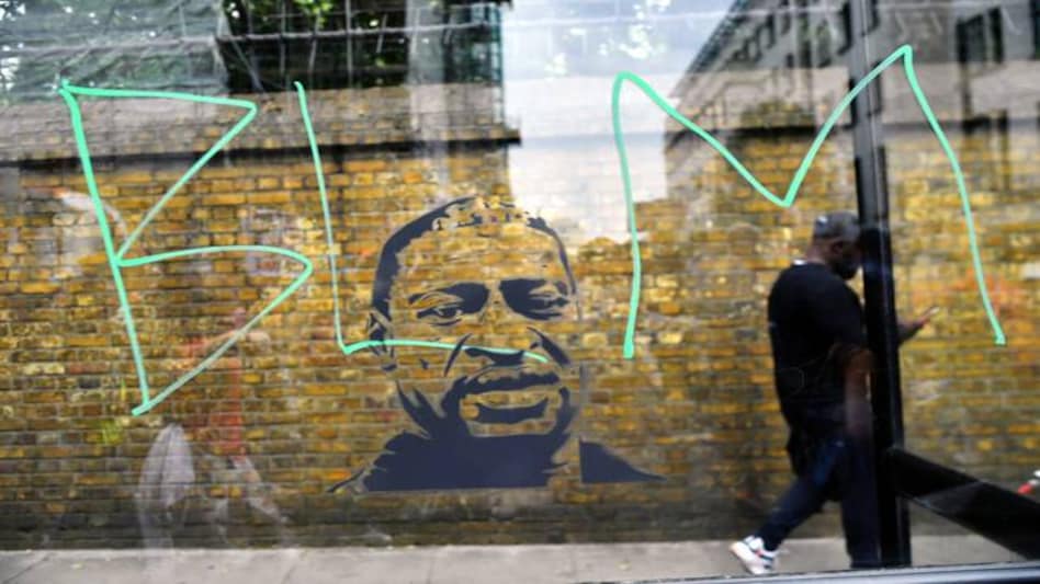 George Floyd death: Indo-American businessman Rahul Dubey opens doors to protestors, hailed as a 'hero' George Floyd death: Indo-American businessman Rahul Dubey opens doors to protestors, hailed as a 'hero'