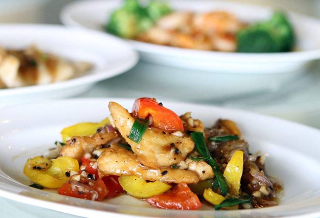 India-China clash: Twitterati defends 'Indian-Chinese food' as Athawale calls for ban on cuisine