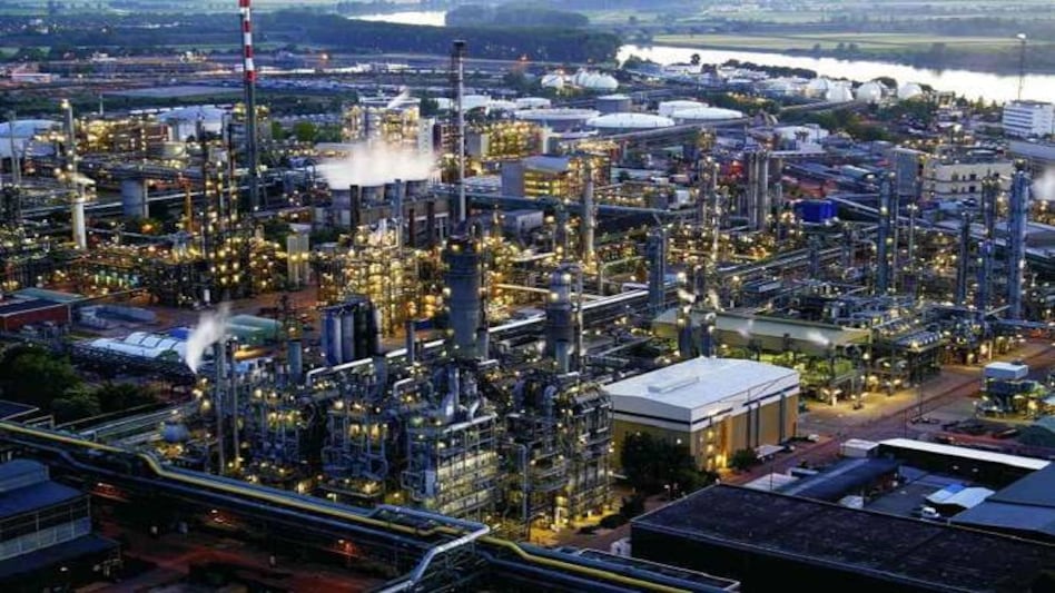 As many as 55 various types of chemicals, petrochemicals, pesticides and dyestuff have been identified for the bid As many as 55 various types of chemicals, petrochemicals, pesticides and dyestuff have been identified for the bid