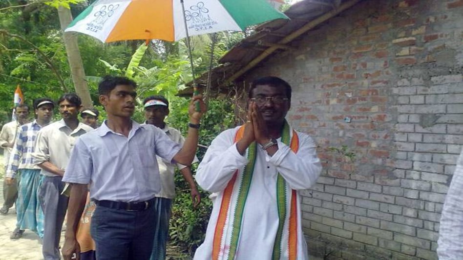 Trinamool Congress (TMC) MLA Tamonash Ghosh in his constituency, Falta Trinamool Congress (TMC) MLA Tamonash Ghosh in his constituency, Falta