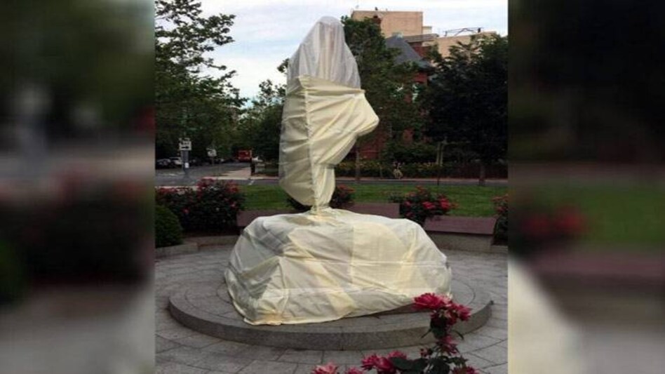 US Ambassador to India, Ken Juster said, So sorry to see the desecration of the Gandhi statue in Wash, DC. Please accept our sincere apologies US Ambassador to India, Ken Juster said, So sorry to see the desecration of the Gandhi statue in Wash, DC. Please accept our sincere apologies