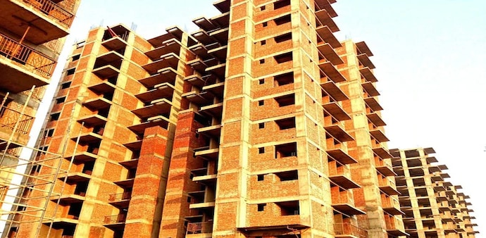Realtor's body CREDAI's NCR unit president Pankaj Bajaj said for allotments to builders, the authority rate of interest on instalment was practically coming to more than 15 per annum Realtor's body CREDAI's NCR unit president Pankaj Bajaj said for allotments to builders, the authority rate of interest on instalment was practically coming to more than 15 per annum
