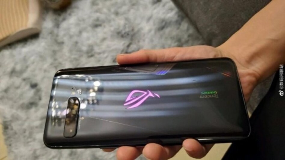 Asus ROG Phone 3 leaked image (Source: Digital Chat Station, Weibo) Asus ROG Phone 3 leaked image (Source: Digital Chat Station, Weibo)